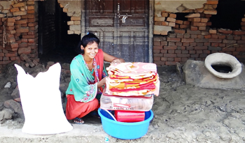 Suma with flood relief supplies
